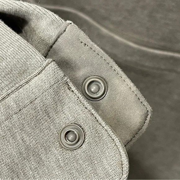Lululemon Soft Knit Long Sleeve Overshirt Size XXL Gray